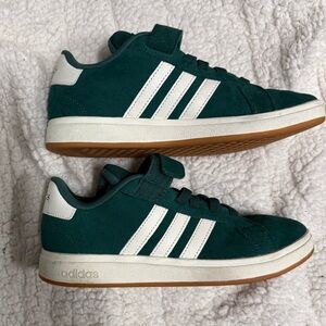 Adidas green Sneakers with Black Insole
